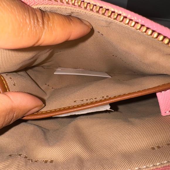 Coach Bubblegum knit messenger bag - Picture 9 of 9